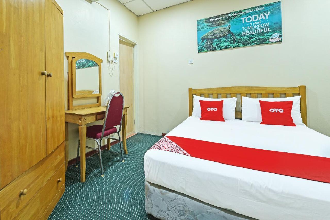 Oyo 90672 De Paradise Turtle Hotel Kerteh Dış mekan fotoğraf