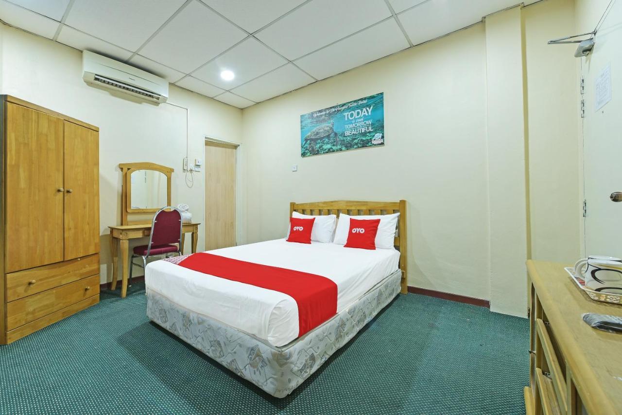 Oyo 90672 De Paradise Turtle Hotel Kerteh Dış mekan fotoğraf